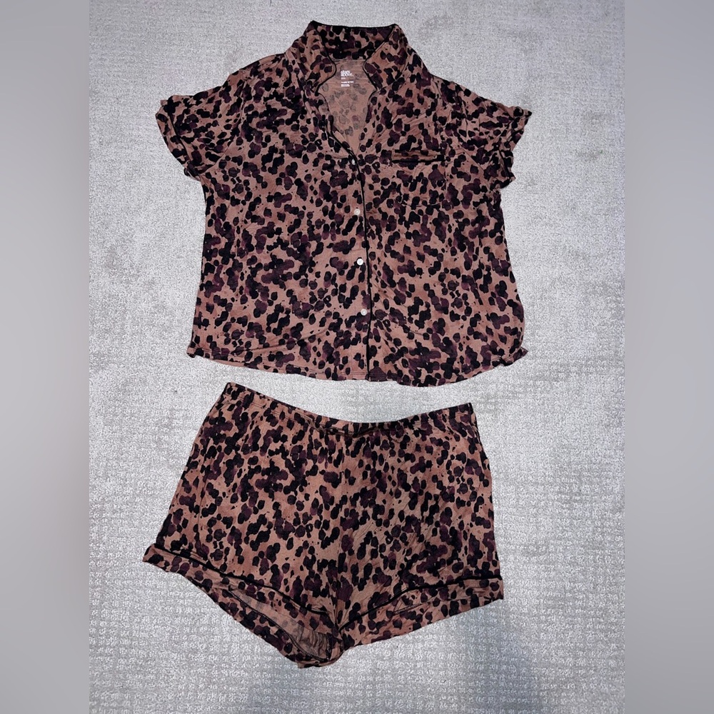 Animal Print Pajama Set Size XXL - Picture 5 of 8
